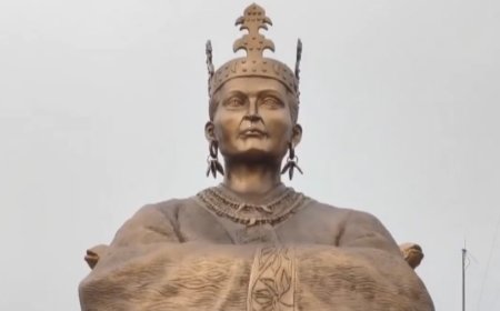 दक्षिण कोरिया की महारानी हो ह्वांग-ओक (Queen Heo Hwang-ok) की कांस्य प्रतिमा का अनावरण